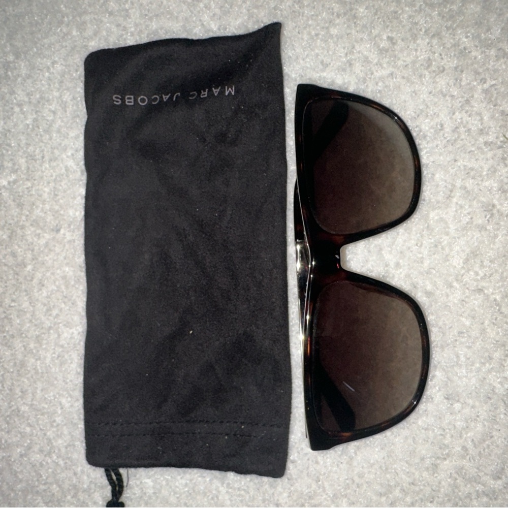 Marc Jacobs sunglasses